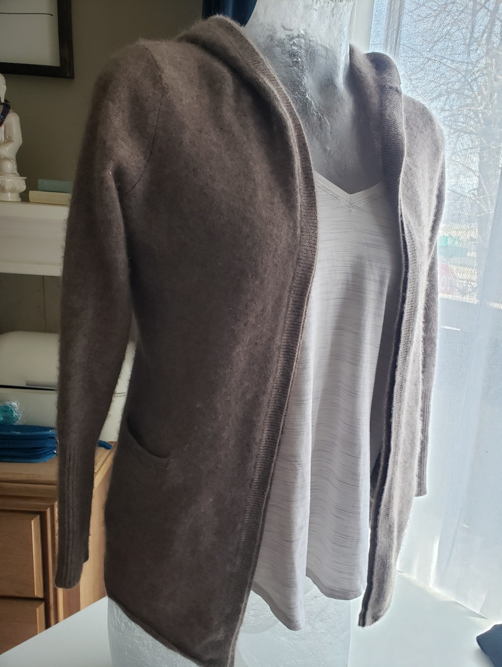 Max Studio 2 Ply Cashmere Swester Taupe Hooded Cardigan